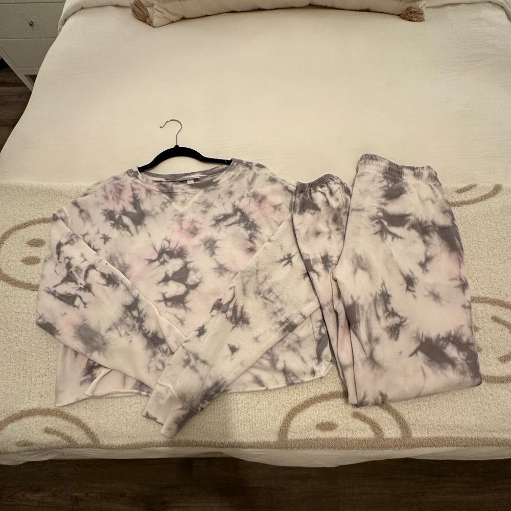 Colsie Lounge Set
